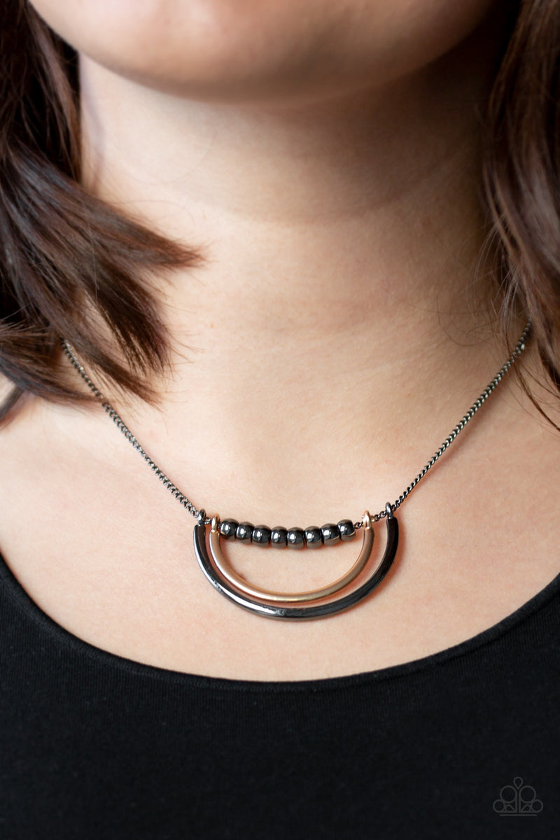 Artificial Arches - Black Necklace