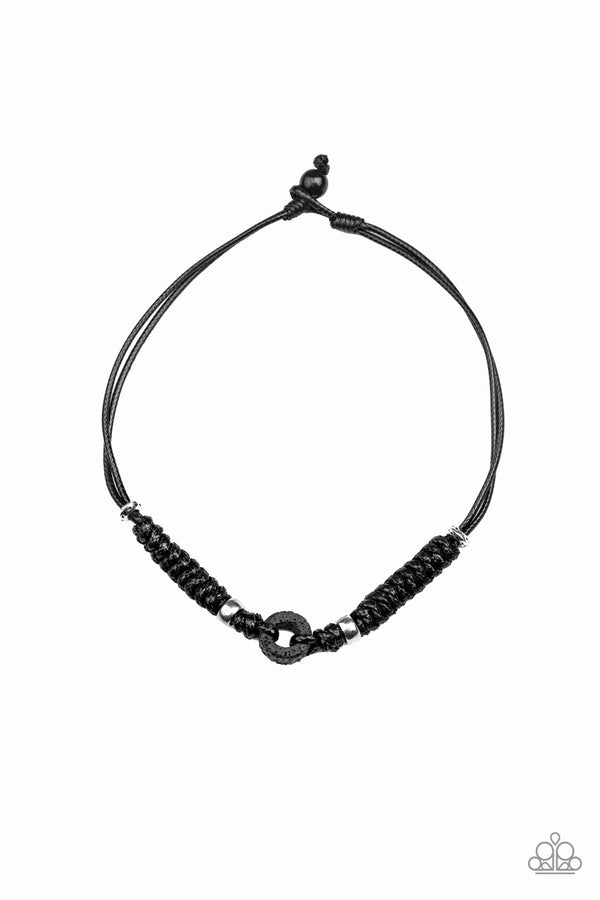 Beach Cruise - Black necklace