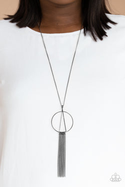 Apparatus Applique - Black Necklace