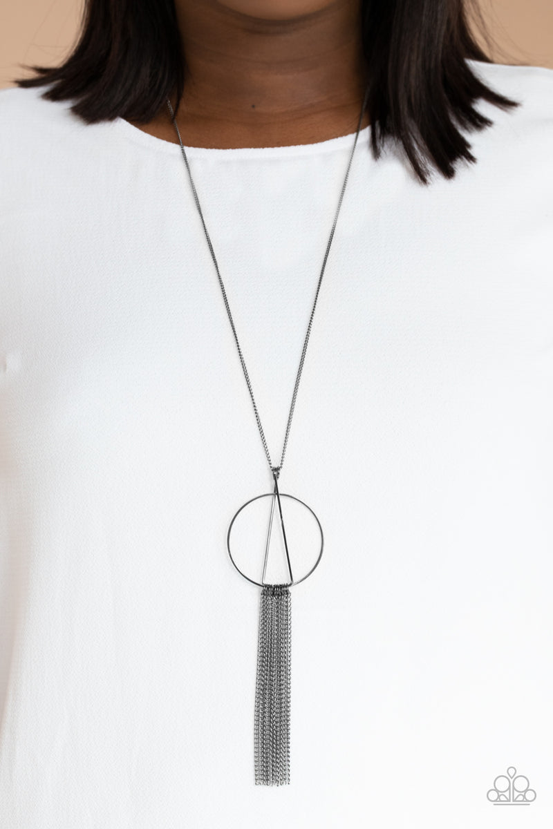 Apparatus Applique - Black Necklace
